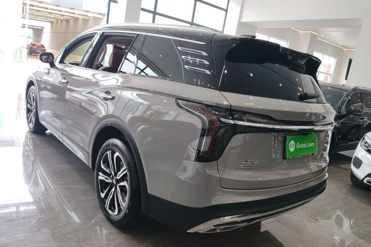 Hongqi HS7 2023 — 4