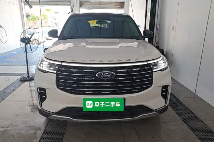 Ford Explorer 2023 — фото 2