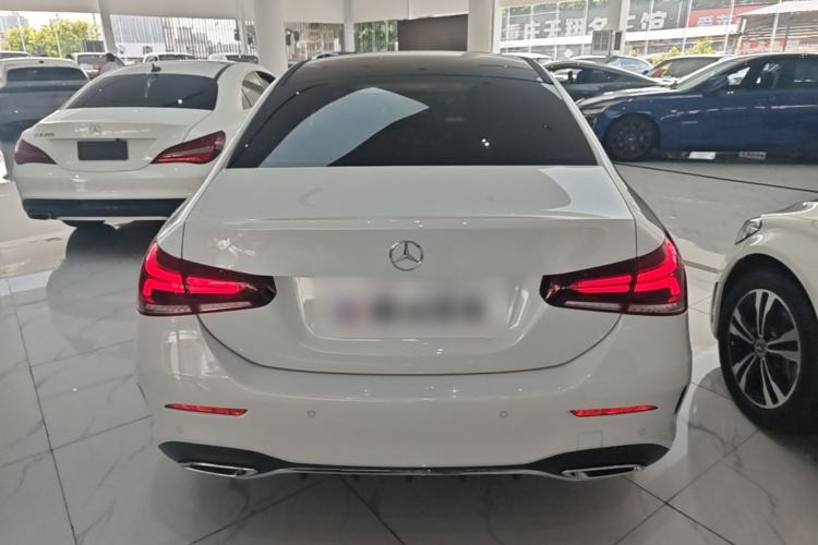Mercedes-Benz A 200 L 2021 — фото 5
