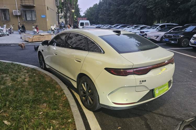 BYD Qin L 2025 — фото 4