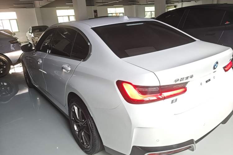 BMW i3 2024 — 4