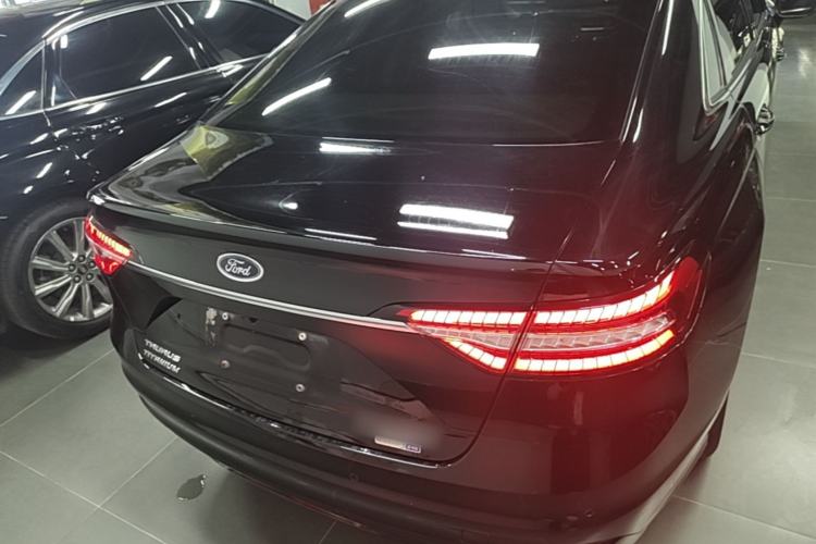 Ford Taurus 2019 — 5