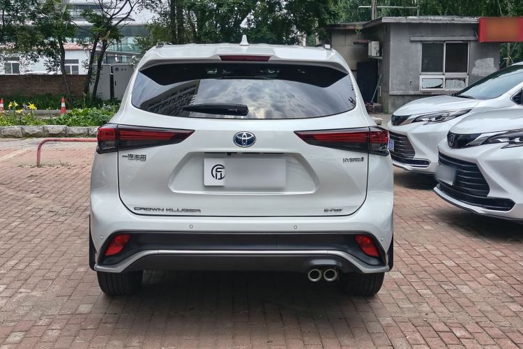 Toyota Highlander 2023 — 5