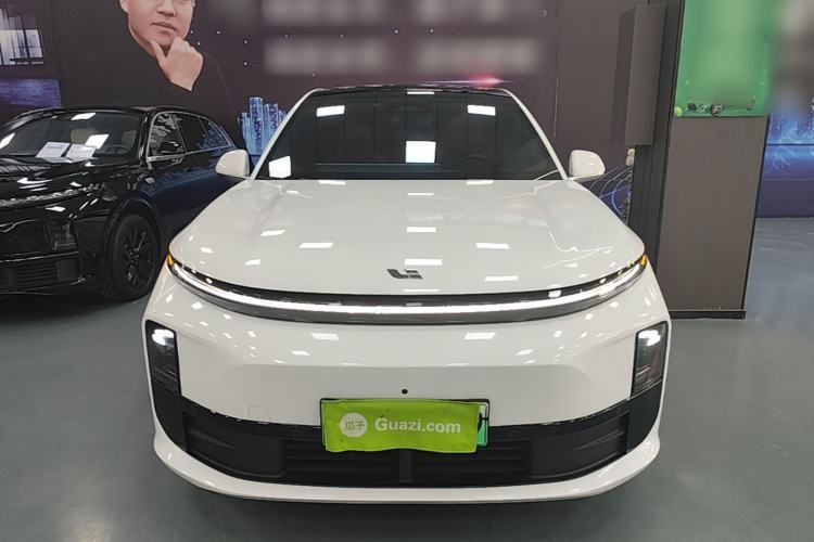 Li Auto L6 2024 — 2