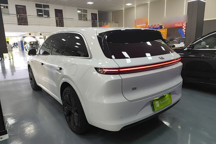 Li Auto L6 2024 — 4