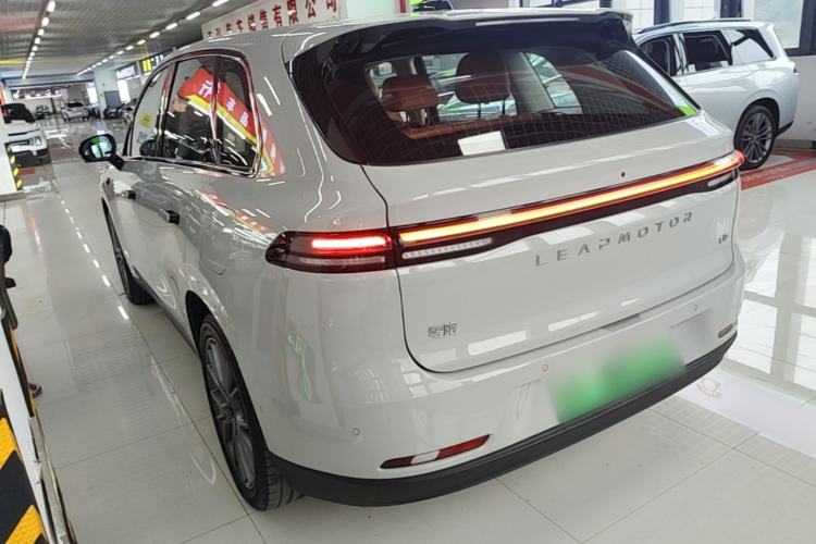 Leapmotor C10 2026 — 4