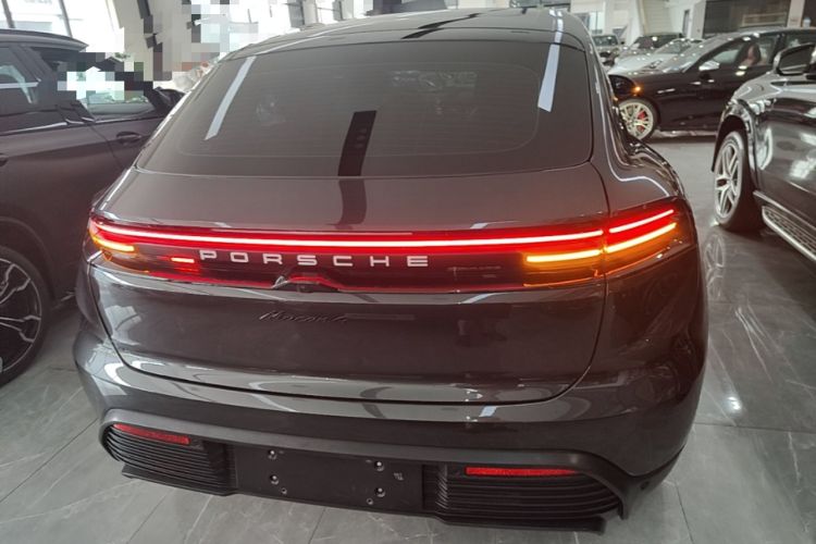 Porsche Macan 2024 — фото 5