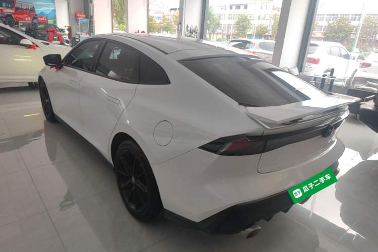 ChangAn UNI-V 2023 — 4