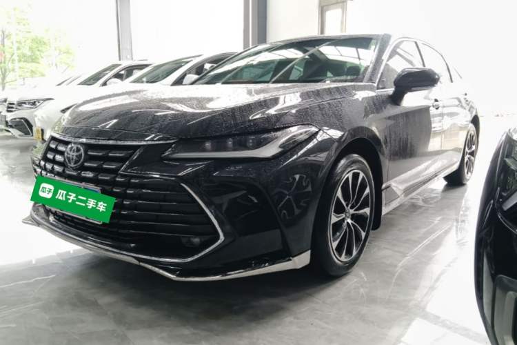Toyota Avalon 2023 — фото 1