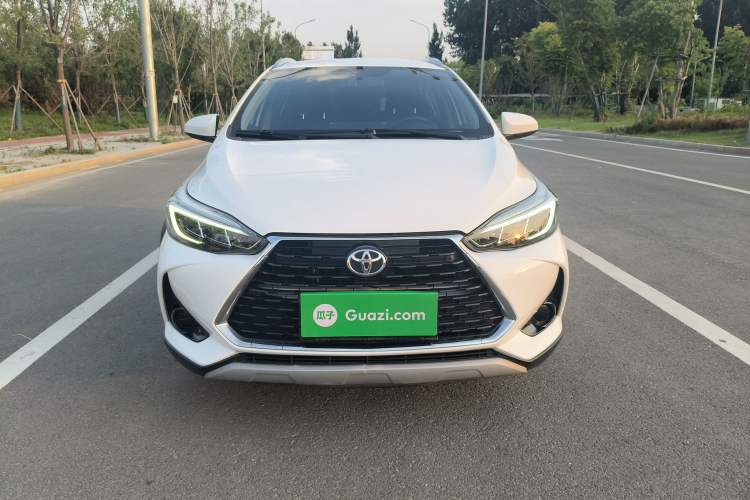 Toyota Yaris L 2020 — 2