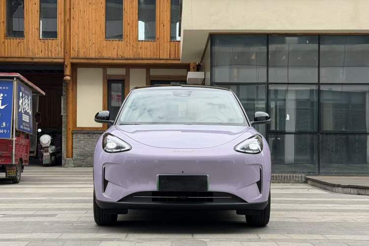 Geely Geome 2025 — 2