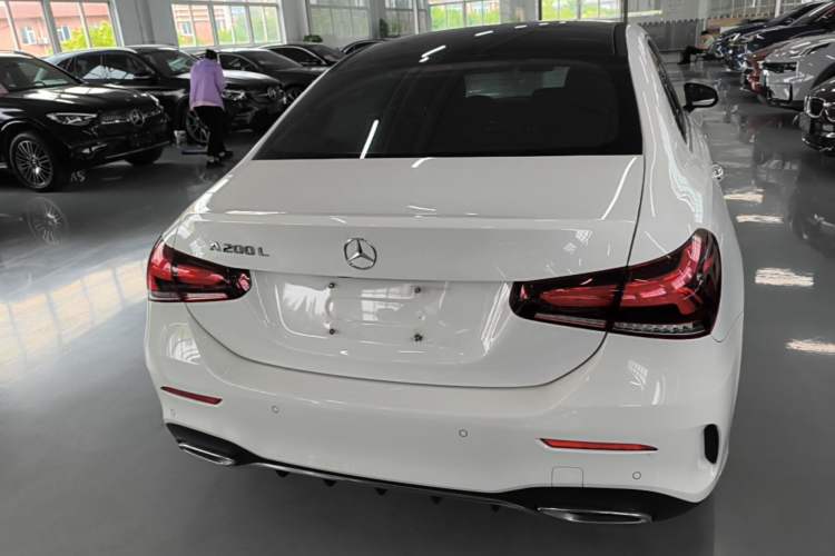 Mercedes-Benz A 200 L 2021 — 5