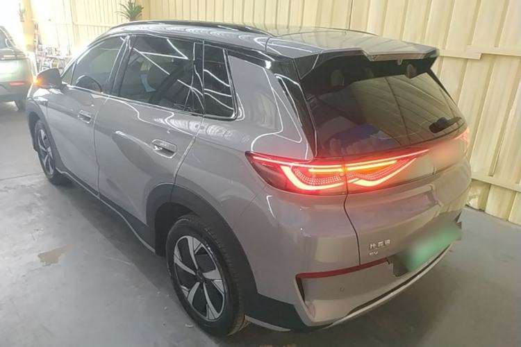 BYD Sealion 05 EV 2025 — 4