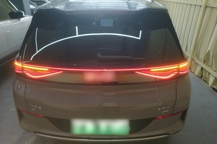 BYD Sealion 05 EV 2025 — 5