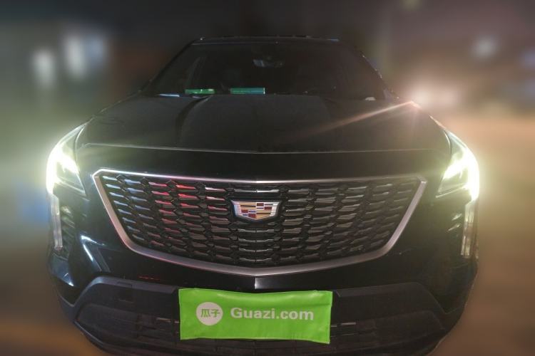 Cadillac XT4 2020 — фото 2