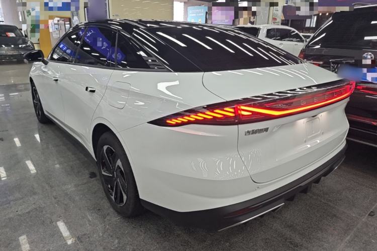 Geely Galaxy L6 2024 — 4