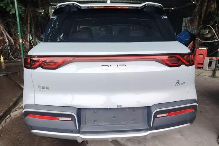 BYD Yuan UP 2024 — 5