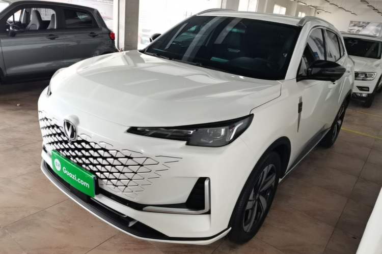 ChangAn CS55 Plus 2024 — фото 1