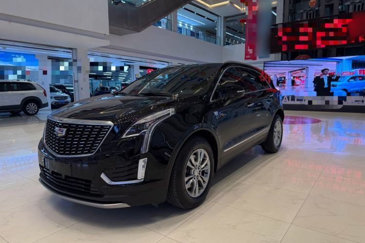 Cadillac XT5 2023 — фото 1