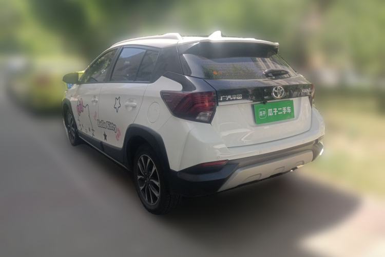 Toyota Yaris 2022 — 4