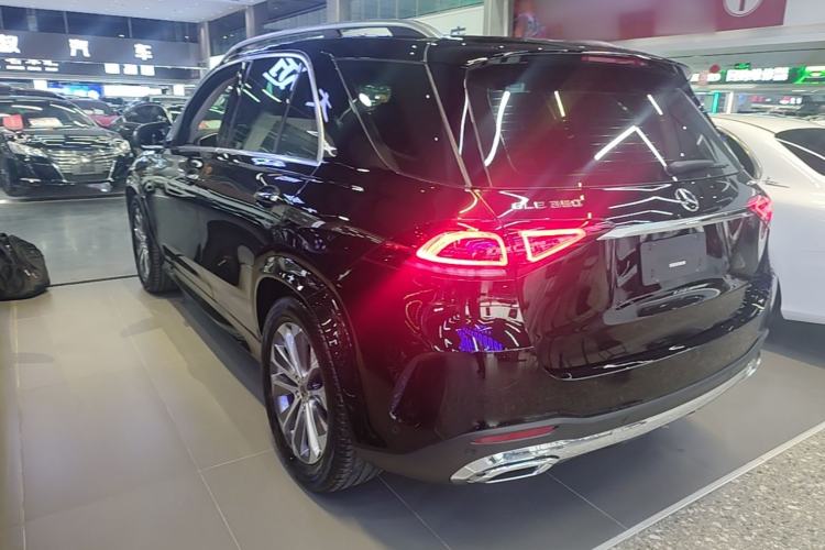 Mercedes-Benz GLE 350 2023 — 4