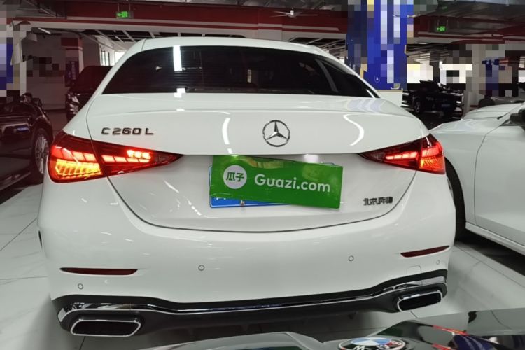 Mercedes-Benz C 260 L 2024 — 5