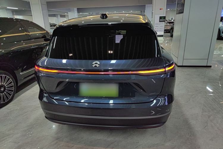 NIO ES8 2023 — 5