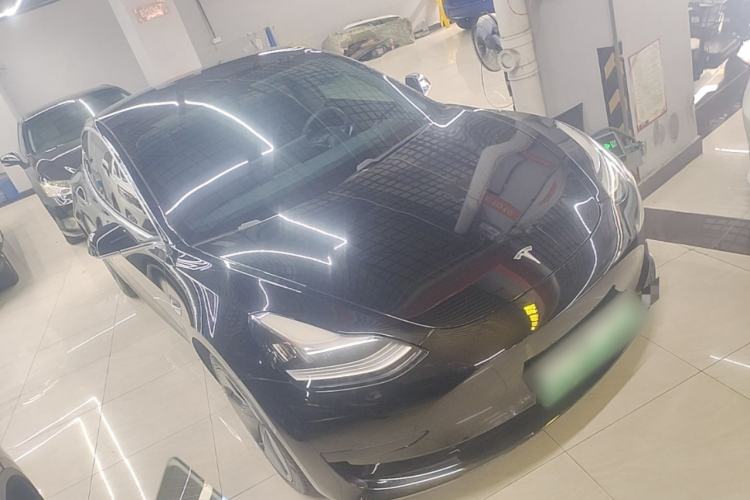 Tesla Model 3 2020 — 3