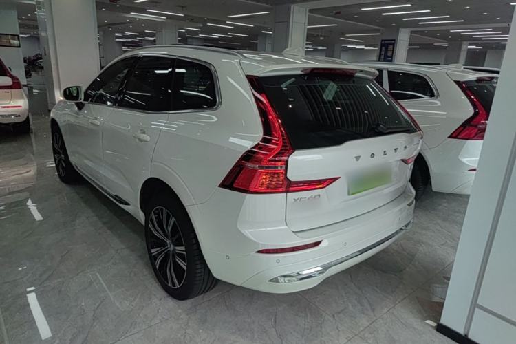 Volvo xc60 new energy 2023 — фото 4