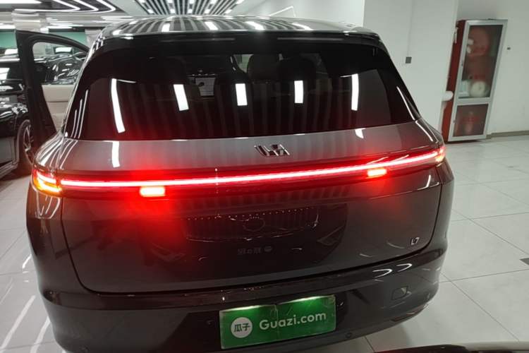 Li Auto L7 2023 — 5
