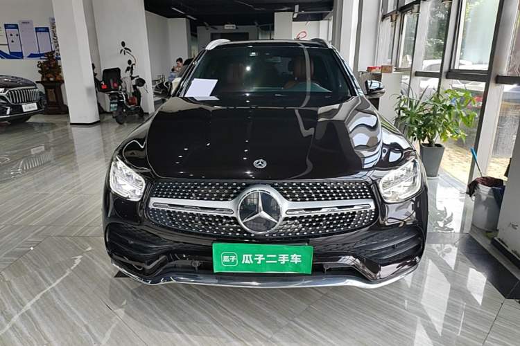 Mercedes-Benz GLC 260 L 2022 — фото 2