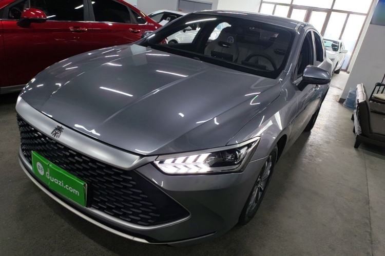 BYD Qin PLUS 2024 — фото 1