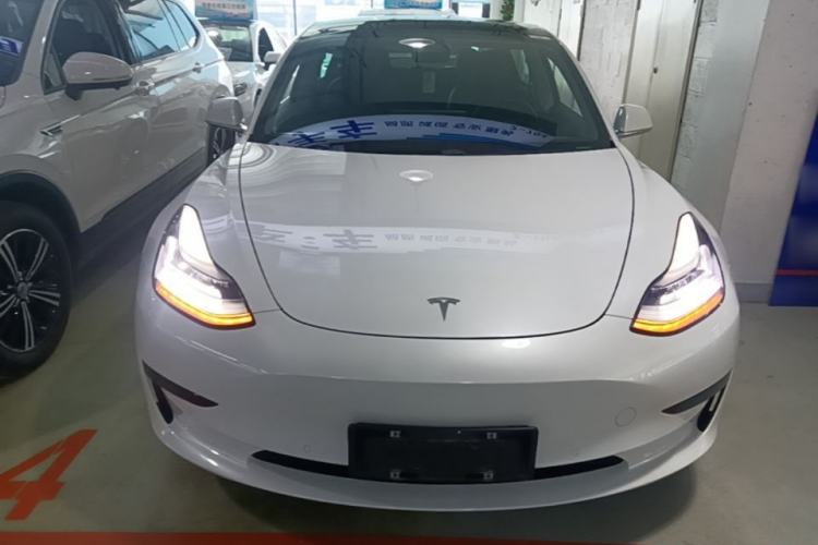 Tesla Model 3 2020 — 2