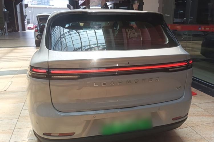 Leapmotor C10 2026 — 5