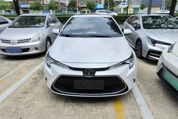 Toyota Corolla 2021 — фото 2