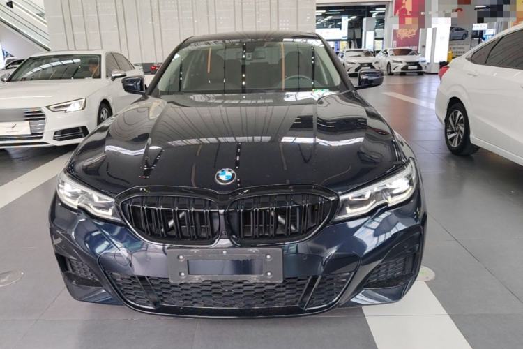 BMW 320Li 2021 — 2