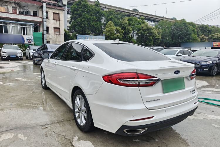 Ford Mondeo 2020 — фото 4