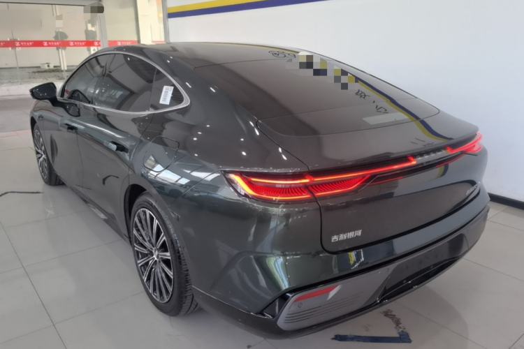 Geely Galaxy 8 2025 — 4