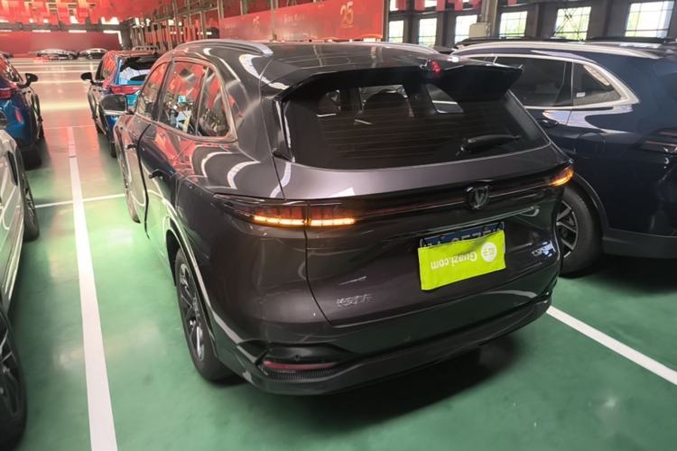 ChangAn CS75 PLUS 2025 — фото 4