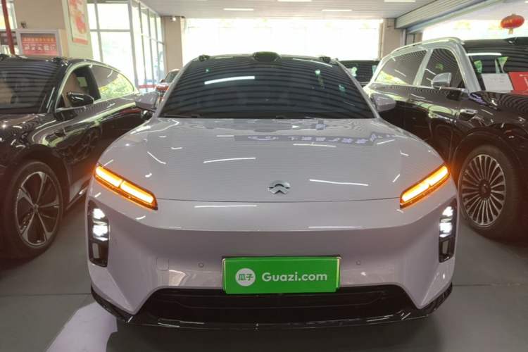 NIO ET5T 2025 — 2