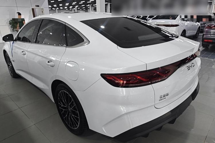 BYD Qin L 2024 — 4