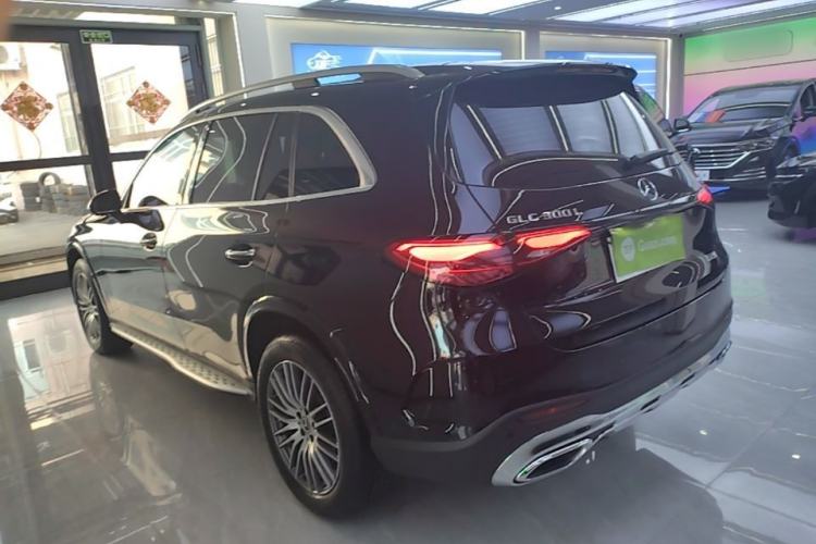 Mercedes-Benz GLC 300 L 2025 — 4