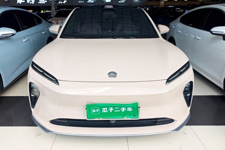 NIO ET5T 2023 — 2