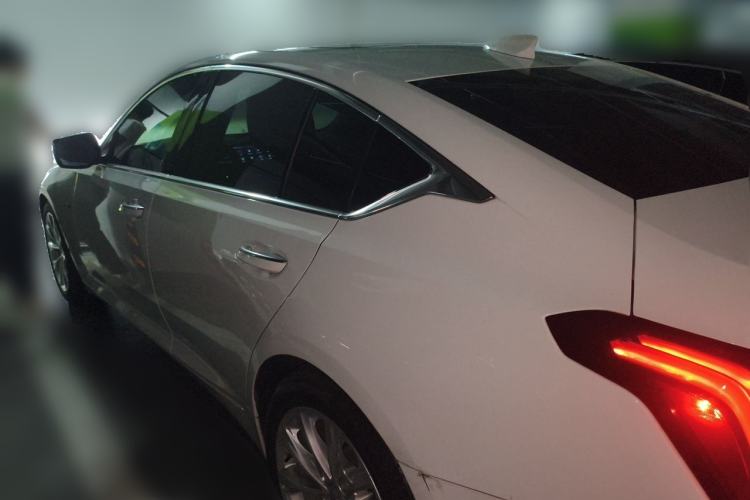 Cadillac CT5 2022 — 4
