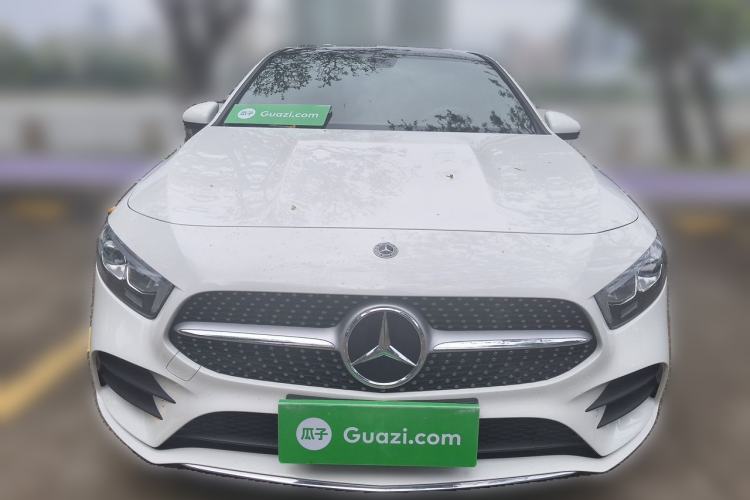 Mercedes-Benz A 200 L 2022 — 2