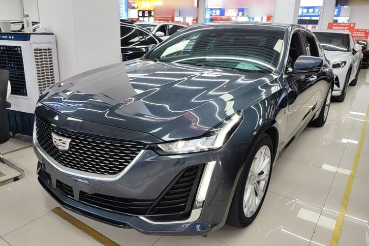Cadillac CT5 2022 — фото 1