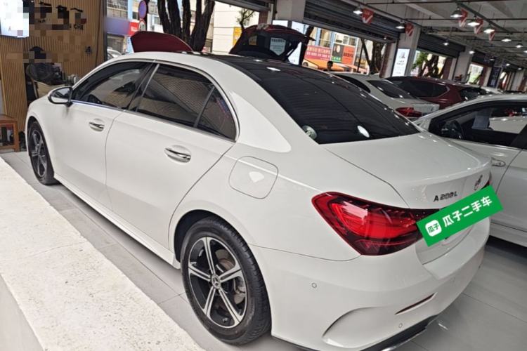 Mercedes-Benz A 200 L 2023 — 4