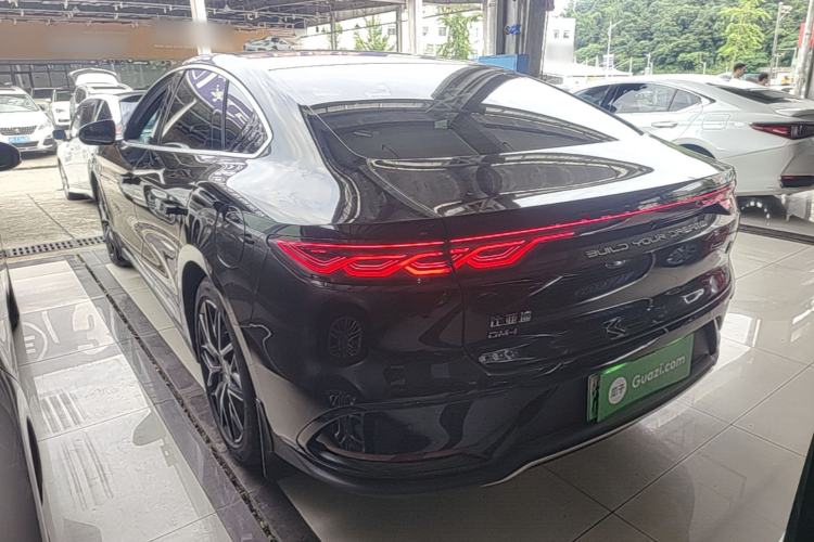 BYD Han 2025 — 4