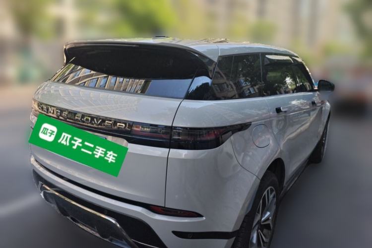 Land Rover rover range rover evoque 2024 — фото 4