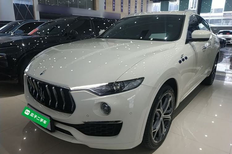 Maserati levante 2022 — фото 1